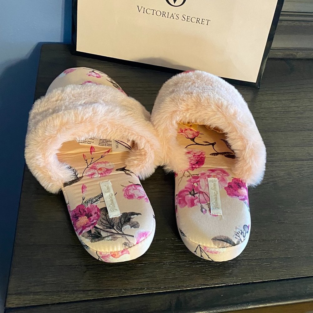 Victoria's Secret Pink Floral Satin Slippers Size M (7-8) - Picture 6 of 6